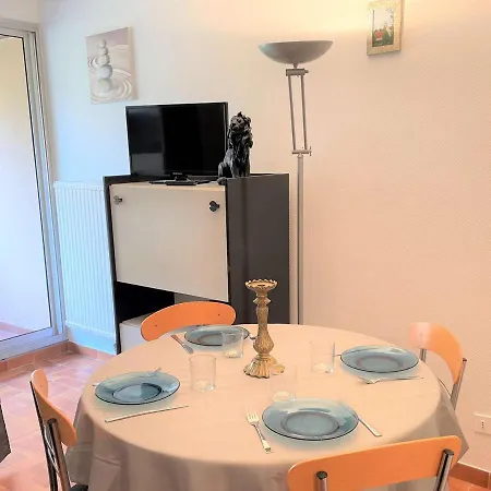 Confortable Avec Loggia, A 850 M De La Et Proche Du Port - Cap D'agde - Fr-1-249-270 Apartment Agde