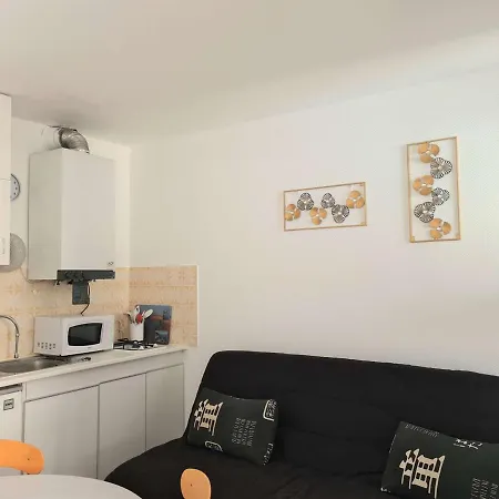 Apartment Confortable Avec Loggia, A 850 M De La Et Proche Du Port - Cap D'agde - Fr-1-249-270 Agde
